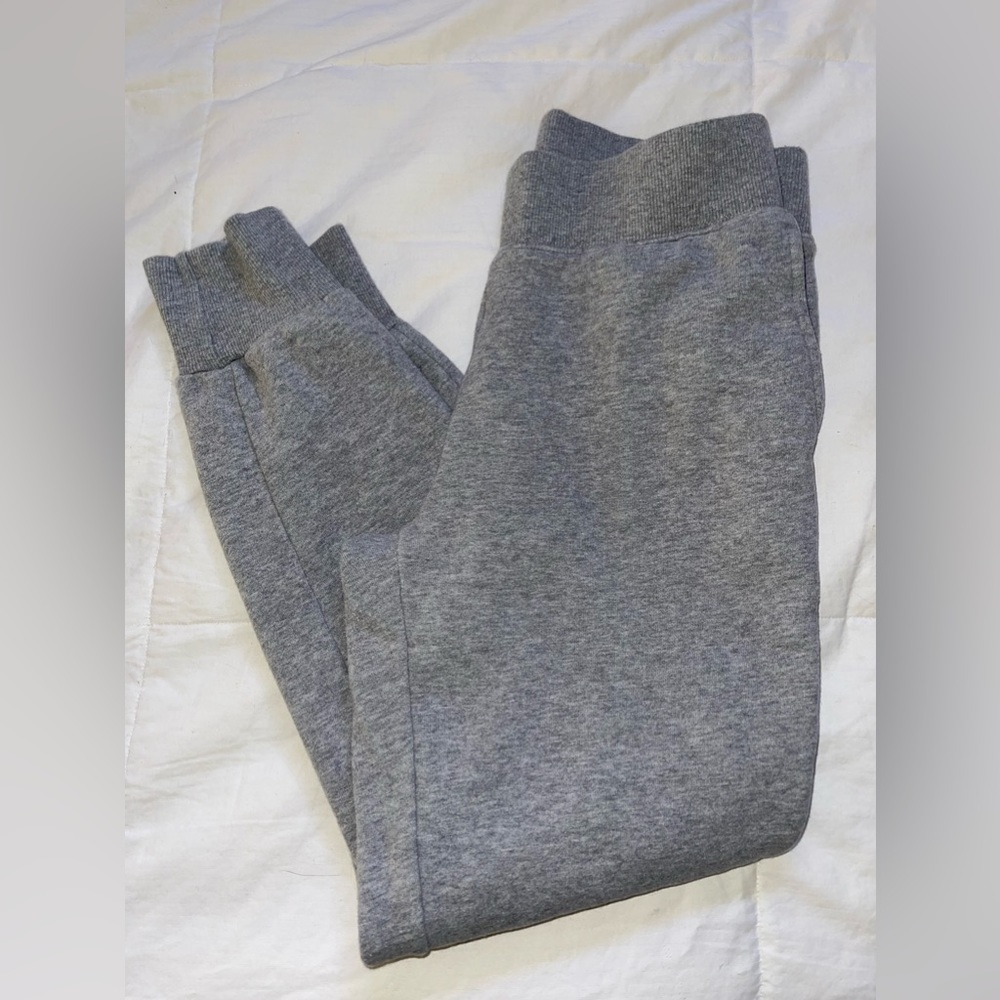 ❌SOLD❌Aritzia TNA Joggers